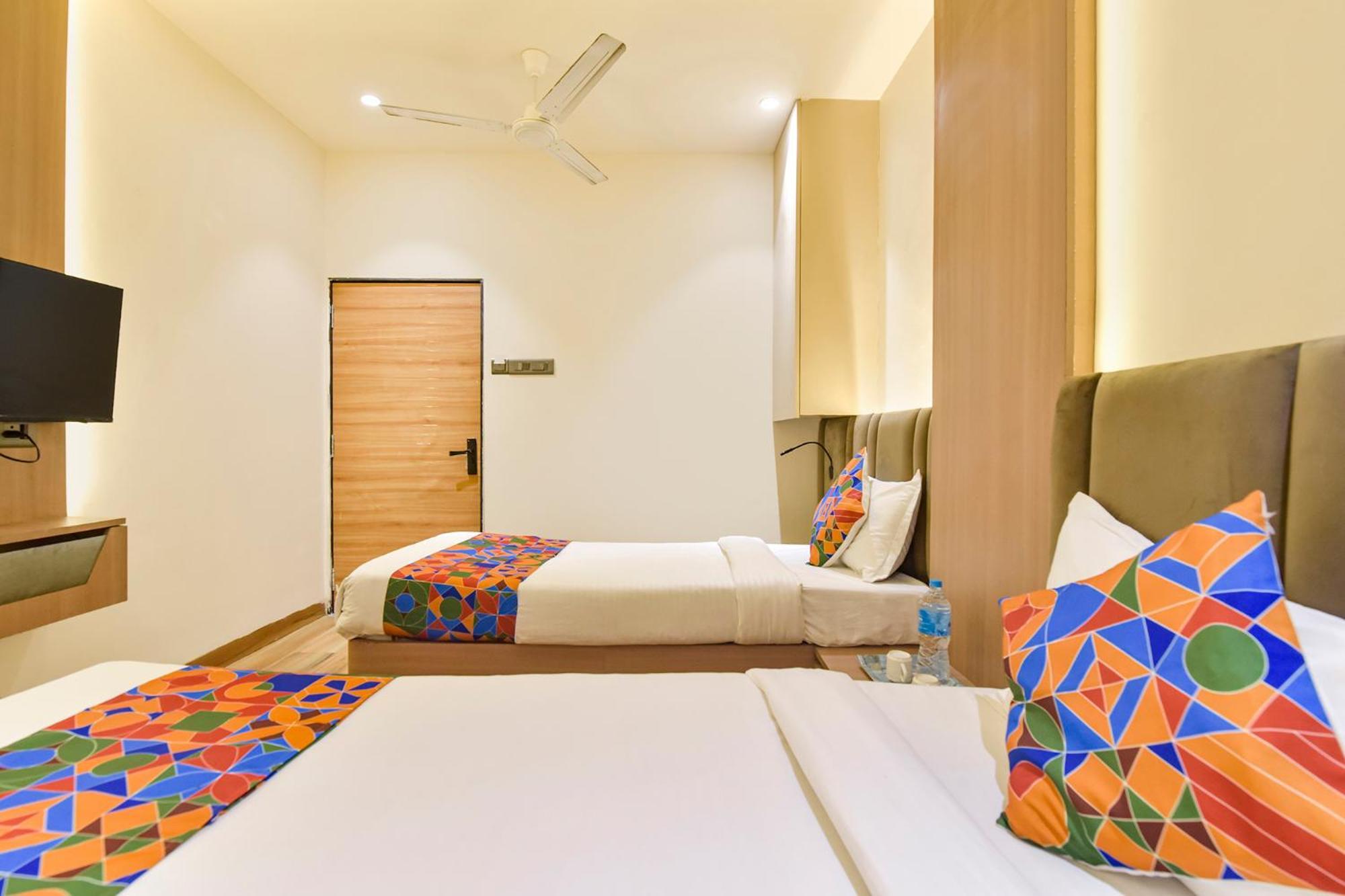 Fabhotel Kesar Indore Exterior photo