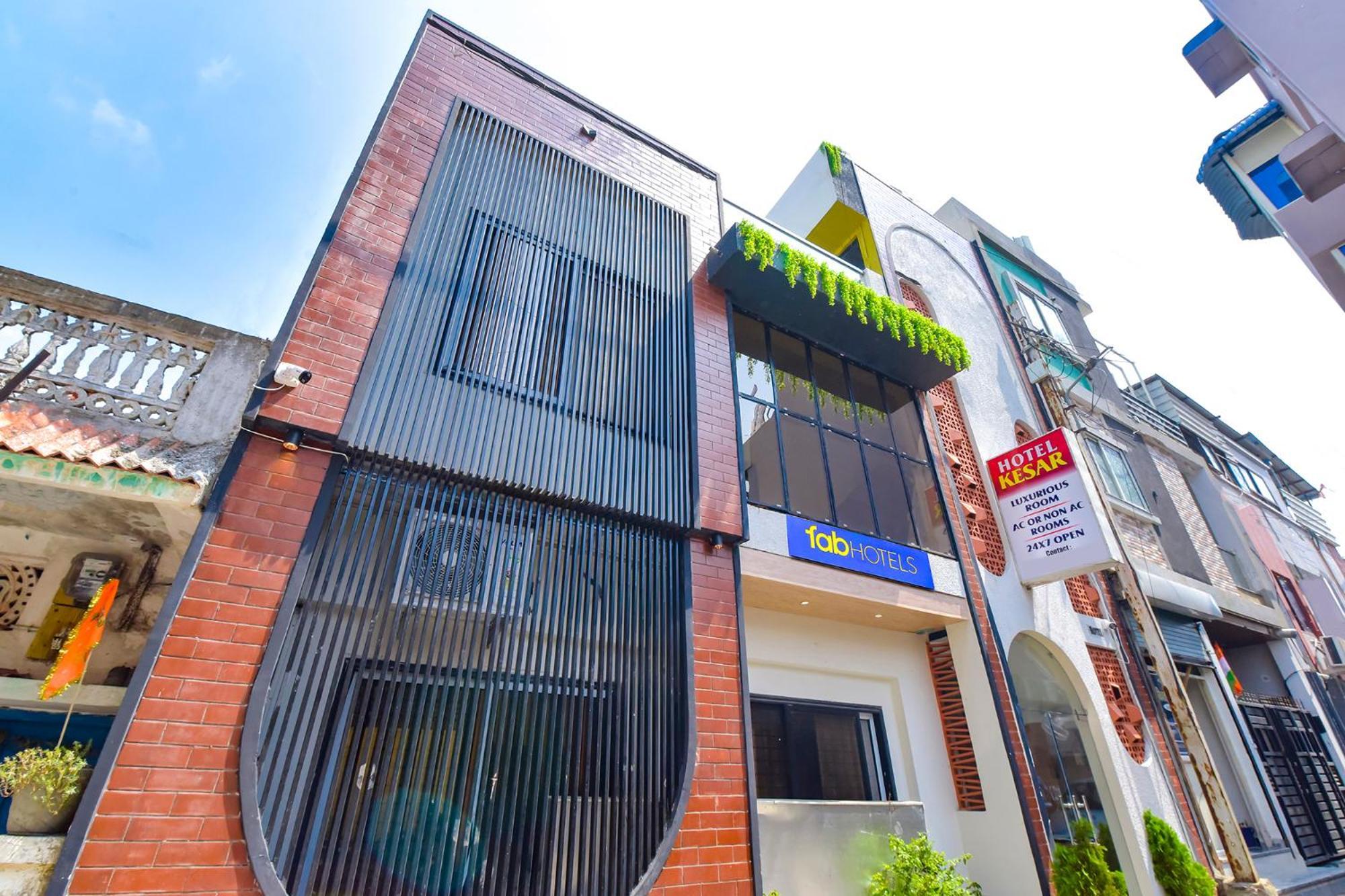 Fabhotel Kesar Indore Exterior photo