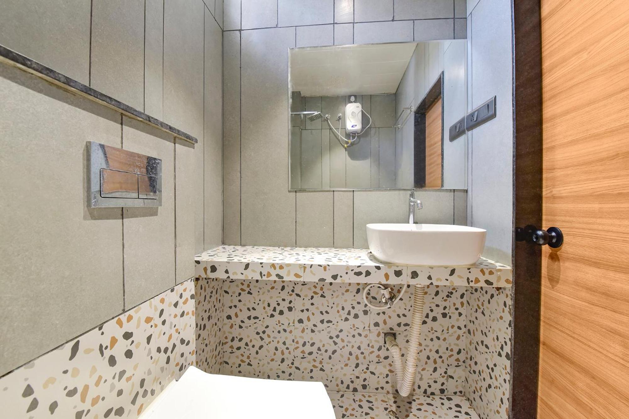 Fabhotel Kesar Indore Exterior photo